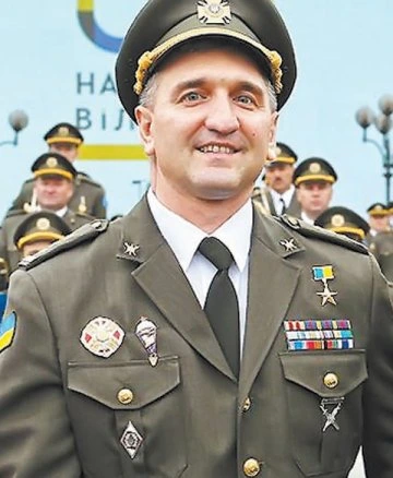 Портрет Ігоря Гордійчука в уніформі Збройних Сил України